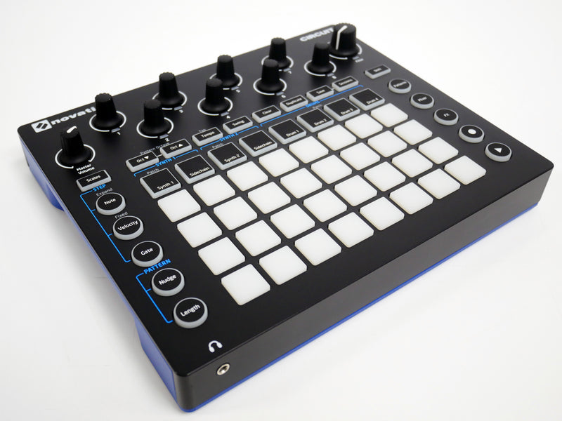 Novation CIRCUIT (中古)