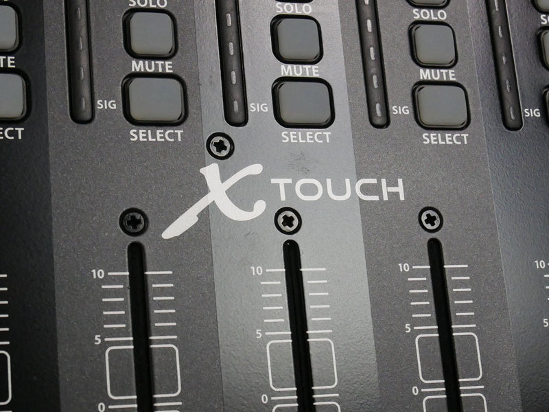 Behringer X-Touch (中古2)