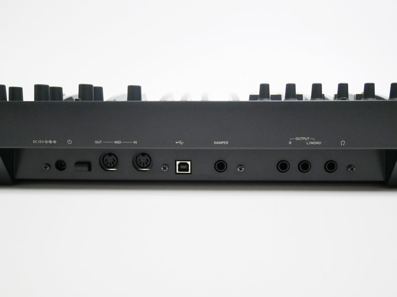 KORG opsix (未使用中古品)