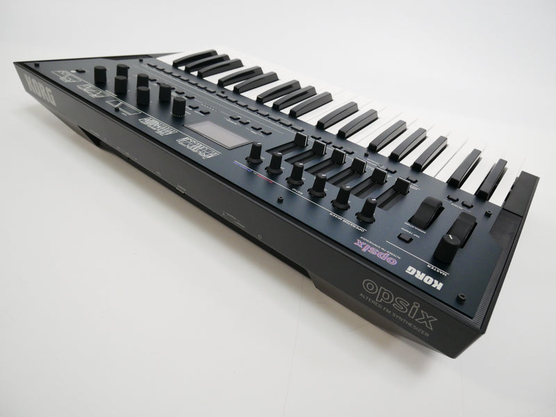 KORG opsix (未使用中古品)