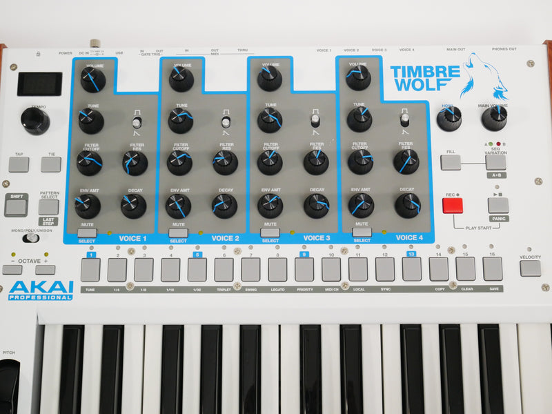 AKAI Timbre Wolf (中古)3