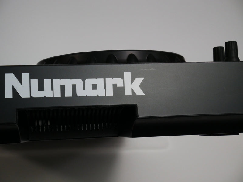 Numark MIXSTREAM PRO +Case +DECKSAVER (中古)