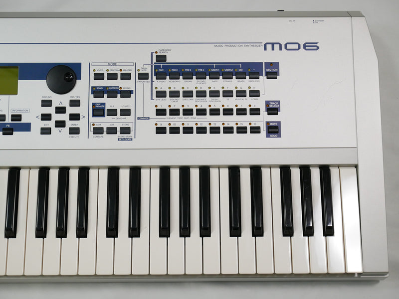 YAMAHA MO6 (中古)4