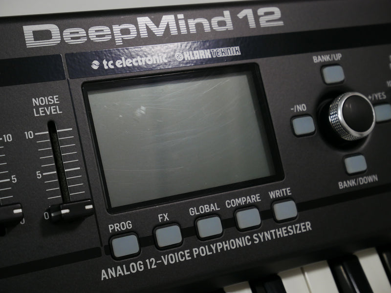 BEHRINGER DeepMind 12 (中古)