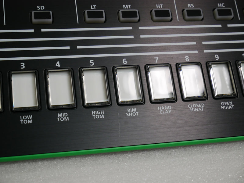 Roland TR-8 (中古2)