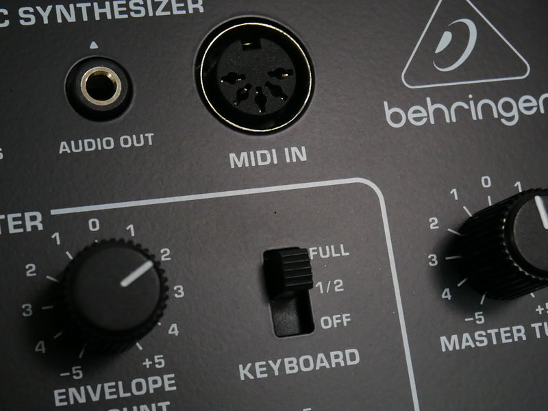 Behringer PRO-800 (中古)