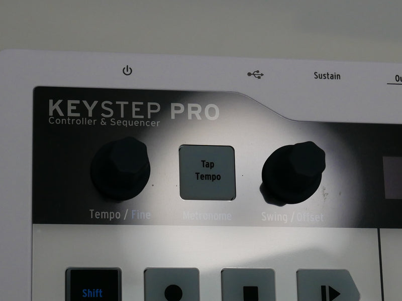 Arturia Keystep Pro (中古)