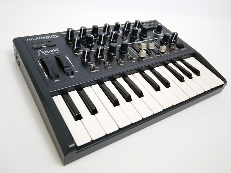 Arturia MicroBrute (中古)