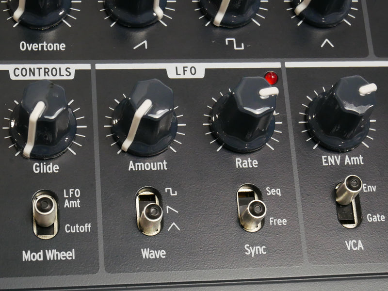 Arturia MicroBrute (中古)