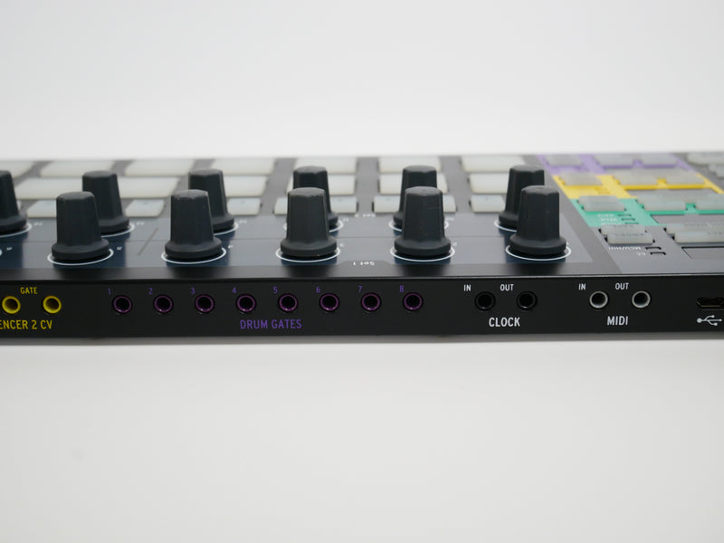 Arturia Beatstep Pro Black Edition (中古)