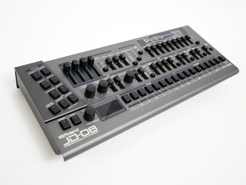 Roland JD-08 (中古)