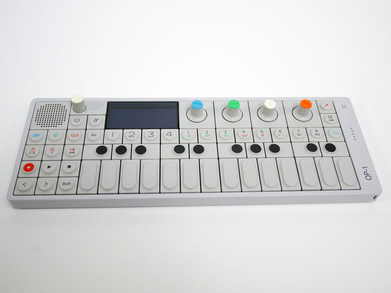 Teenage Engineering OP-1 (中古)2