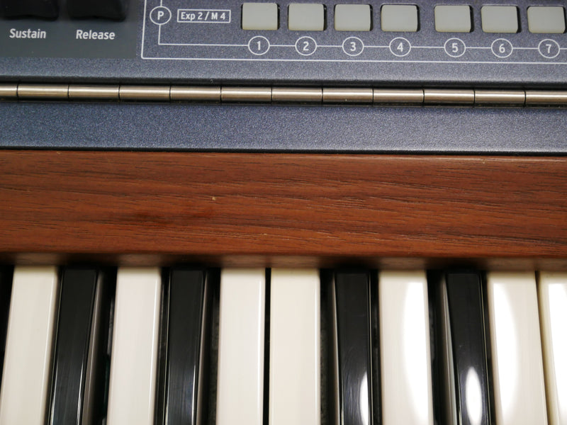 Arturia MATRIXBRUTE (中古)