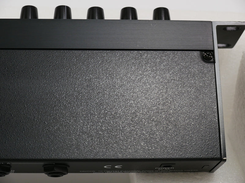 ALESIS 3630 (中古)