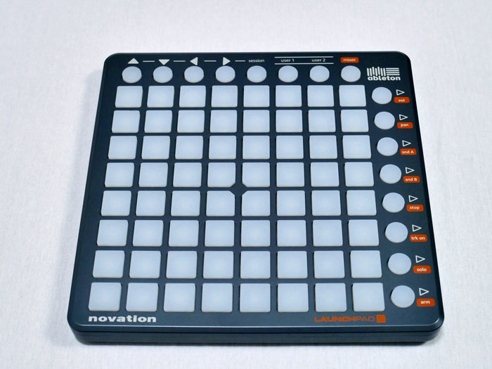 Novation Launchpad S (中古)