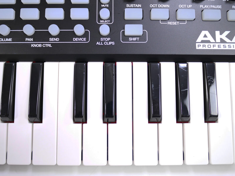 AKAI APC KEY 25（中古）