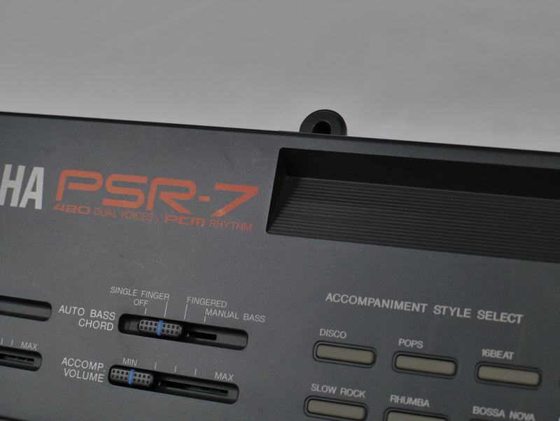 YAMAHA PSR-7 (中古)